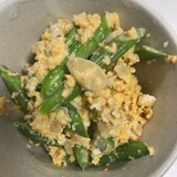アスパラガスと炒り卵のサラダ